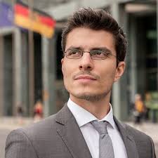 Dr. Christian R. Boehm