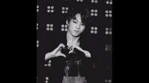 Check out this biography to know about her childhood, family life, achievements and fun facts about her. Top 30 Jungkook Abs Gifs Find The Best Gif On Gfycat