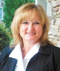 County government losing assistant manager, social services director