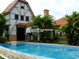The following parking options are available to guests staying at villa with private swimming pool (subject to availability) Bungalow House For Sale At A Famosa Resort Alor Gajah For Rm 435 000 By Edison Tan Durianproperty