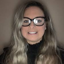 Jennifer Mattia's Instagram, Twitter & Facebook