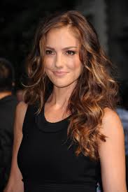 The hair is soft and tangle free. The Best Hairstyles For Wavy Brown Hair The Skincare Edit