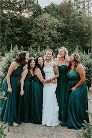 Aquí encontrarás los mejores artículos para despedidas de soltera, vestidos de damas de honor, trajes para los padrinos y (lo que es más. Look Damas De Honor Temporada Otono Invierno 2019 Essenzia Espanola