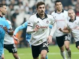 Kendisi feda sezonundaki veli kavlak gibi oynuyor şu an, o kadar yürekten o kadar hırslı, inşallah bu hırsı bu inancı hiç kaybetmezsin be dorukhan biz de yıllarca gurur duyarak izleriz seni. Italya Nin Gozdesi Dorukhan Tokoz Futbol