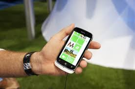 Windows Phone: Nokia Lumia 610 für nur ...