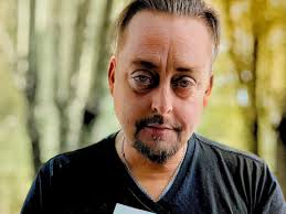 Michael Reed, the face of the Gatlinburg wildfire, wants to help you with  your grief