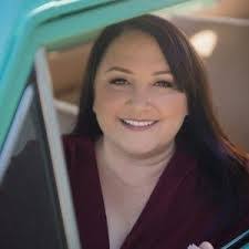 Jennifer Toscano's Instagram, Twitter & Facebook