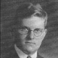 Edmund Ross's Instagram, Twitter & Facebook