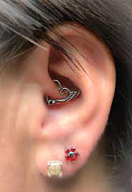 Susses Herzformiges Piercing Mit Engelsflugel Ohr Ohraccessoires Piercing Accessoires Ear Jewelry Diamond Earrings Studs Daith Piercing Jewelry