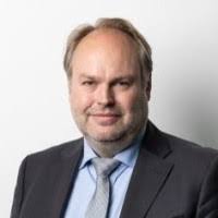 Stephan Hausmann's Instagram, Twitter & Facebook