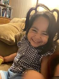 Hi ladies 💕 I'm new to the group! I'm 25 years old & i have 3 babies (2  girls; almost 8 & 2 and 1 boy who is almost 5 months). I