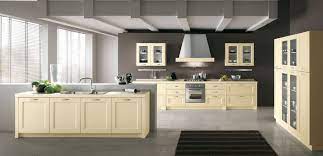 Specializes in kitchen cabinet design and bath cabinet design. Olimpia Hmimasif Koyzina Me Tampla Italian Kitchen Kitchen Kitchen Cabinets
