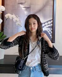 Jennie kim lifestyle 2020, net worth, boyfriend & more | blackpink jennie. Like Lisa Blackpink Jennie Just Got Selected For This Honored Title A