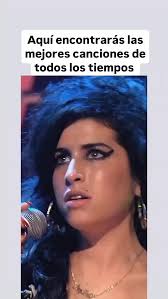 Amy Winehouse: una voz que gritaba auxilio entre aplausos.* La fama la  abrazó, pero la soledad nunca la soltó. Se fue demasiado pronto, dejando  canciones que duelen… porque sabíamos que estaba sufriendo. *#
