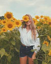 Take a look at the gallery below to get ideas for your own family photoshoot in pcb! 742 Likes 58 Comments Monica Moniiicamendoza On Instagram Have You Ever Been Sunflower Field Pictures Sunflower Photography Sunflower Field Photography