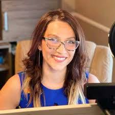 Erica Chisholm's Instagram, Twitter & Facebook