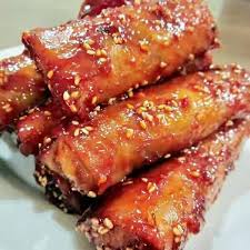 Popia terdiri daripada tiga bahagian iaitu kulit, isi, dan kuah. Resepi Popia Sayur Sira Pedas Pawtaste Com