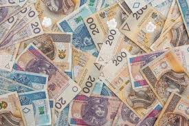 Obecny kurs euro, dolara, funta szterlinga, złotego i rubla w niemczech wynosi dzisiaj 28.02.2022 r., wczoraj 25.02.2022 r. Kurs Walut 16 12 2021 Nieznaczna Poprawa Zlotego Super Express