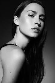 THE WOLVES MODEL MANAGEMENT