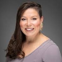 Lacey Hopper's Instagram, Twitter & Facebook