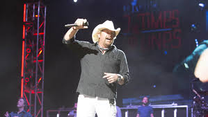 How do you like me now? Toby Keith Brings Ford Trucks Red Solo Cups To Phoenix