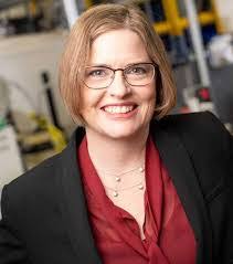 Leanne Swanson's Instagram, Twitter & Facebook