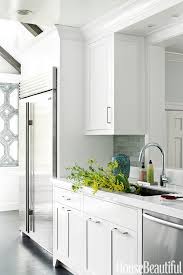 how to decorate a small kitchen