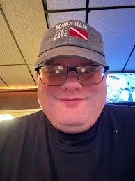 Scuba diver certified in Grand Rapids Michigan