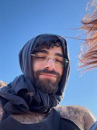 Serving emotional content to accentuate your Monday comedown! Hang in there  🫂 REC010: Ross Couch