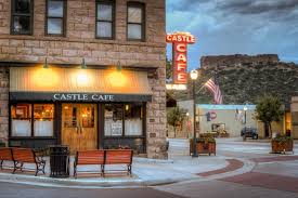 Castle Cafe Castle Rock Co The Best Fried Chicken Dinner Served Family Style Castle Rock Adventure Is Out There Castle