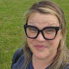 Latasha Stowe's Instagram, Twitter & Facebook