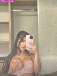 Valeng222  Valentina Gomez  valeng222_ Фото обнажённых OnlyFans 19 – The  Fappening Plus!