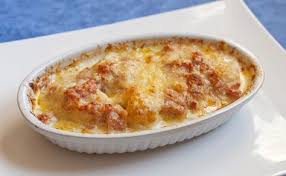 La Bretagne Vous Aime Et Vous Recette Bretonne Le Gratin De Fruits De Mer Aux P Gratin De Fruits Recettes De Cuisine Gratin De Poireaux