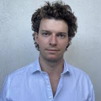 8400+ perfiles de «Giner»