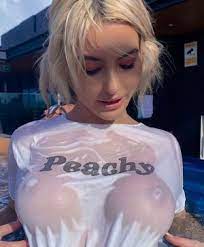 Wet Tshirt Porn Gifs and Pics - MyTeenWebcam