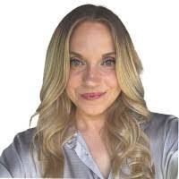 Sandy Ritchie's Instagram, Twitter & Facebook