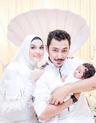 From 2003 to 2007, syamsul yusof started to direct and acted in many tv series for rtm and tv3 such. Foto Foto Majlis Aqiqah Anak Syamsul Yusof Dan Puteri Sarah Liyana Iluminasi