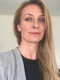 Anna polívková, restart, bolero ve dve nevesty a jedna svatba yapımları ile tanınan oyuncu. Guests Prague International Film Festival Febiofest