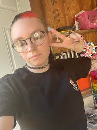 anybody down to chill and play some hardcore?