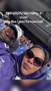 We Knkw Ball Trend Short Husband