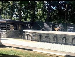 Flagstone patio concrete patio stone patio designs backyard designs patio wall small backyard patio budget patio fire pit patio garden design. Pool Bar Ideas Diy Outdoor Bar Project Genstone