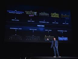 La película es la historia de origen de capitana marvel, y no solo está ambientada en los años 90, sino que sentará las bases sobre todo lo que ocurre en la fase 4. Marvel Studios Adelanta La Fecha De Una Misteriosa Pelicula Del Mcu