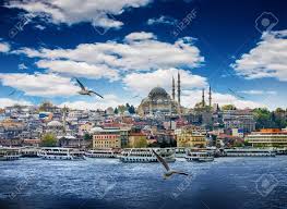 Visiter la turquie à travers de ses villes les plus remarquables. Istanbul La Capitale De La Turquie A L Est La Ville Touristique Banque D Images Et Photos Libres De Droits Image 42098923