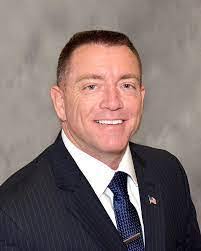 Dennis Root's Instagram, Twitter & Facebook