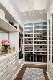 15 Elegant Luxury Walk In Closet Ideas To Store Your Clothes In That Look Like Boutiques Closet Design Home Dream Closets