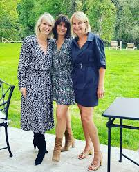 Estelle denis (born 6 december 1976) is a french journalist and television presenter. Estelle Denis Officiel Facebook