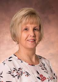 Julie Schlueter's Instagram, Twitter & Facebook