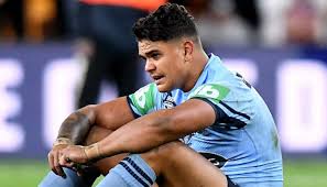 Latrell thrived because cordner draws in 2 while tupou stays on his wing, opening up the gap between centre and wing for latrell to hit. Nrl Latrell Mitchell Vows To Continue To Call Out Racists Newshub
