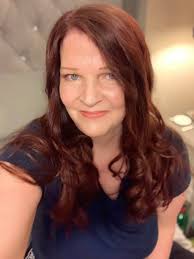 Wonderful Business. Bea at Salon Seven helped me deal with and get rid of 5  years worth of long hair yesterday, and she was absolutely wonderful.  Especially considering how much there was