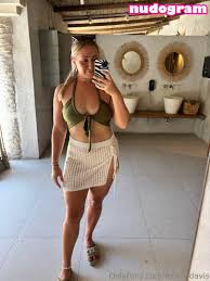 Emely Davis  emely.davis  emelyydaviss Nude Leaks OnlyFans Photo 12 -  Nudogram v2.1
